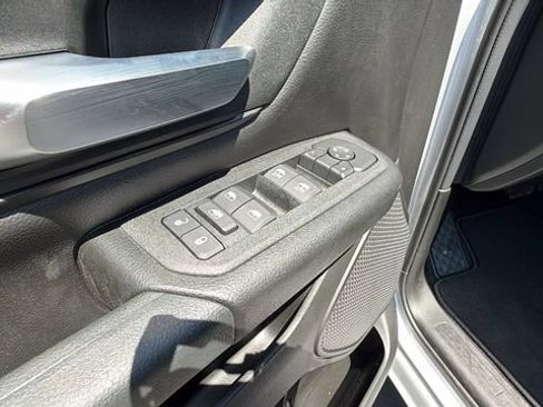 New 2026 RAM 1500 Express AWD/4WD image 19