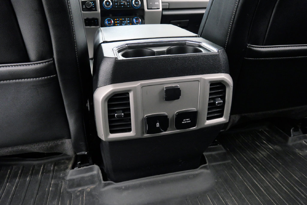 Used 2020 Ford F350 Lariat w/ Chrome Package AWD/4WD image 22