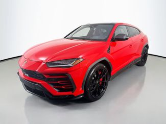 Used 2019 Lamborghini Urus video 1
