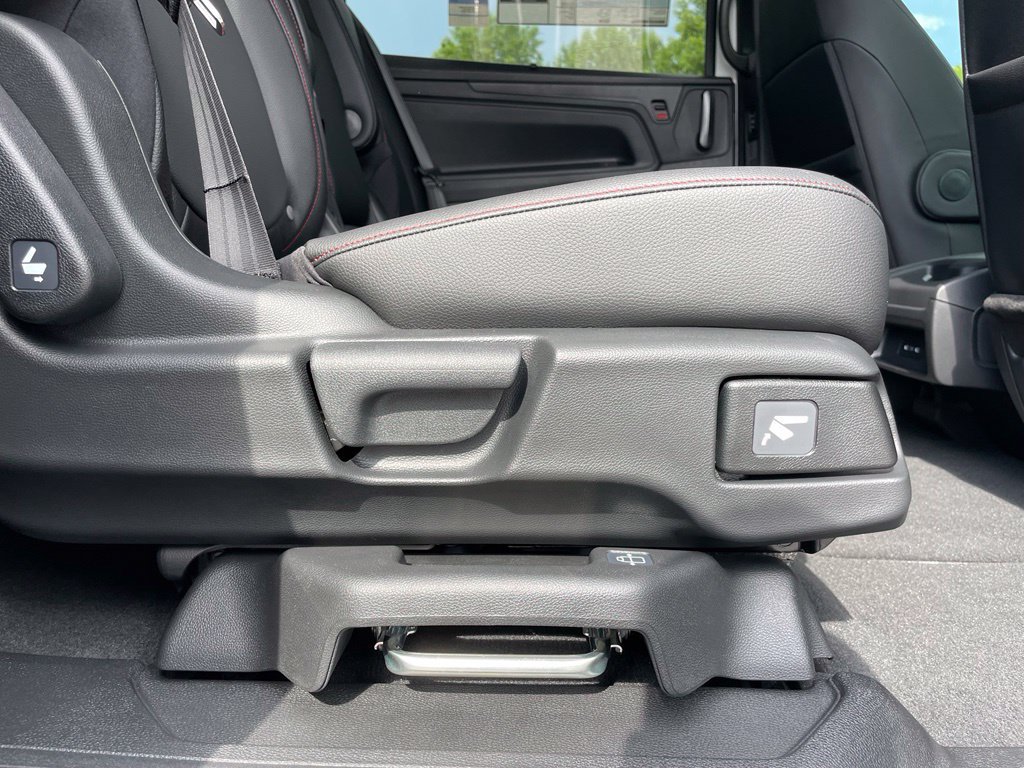 New 2026 Honda Odyssey Sport-L image 34