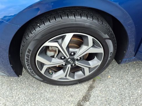 Used 2020 Kia Forte LXS image 14