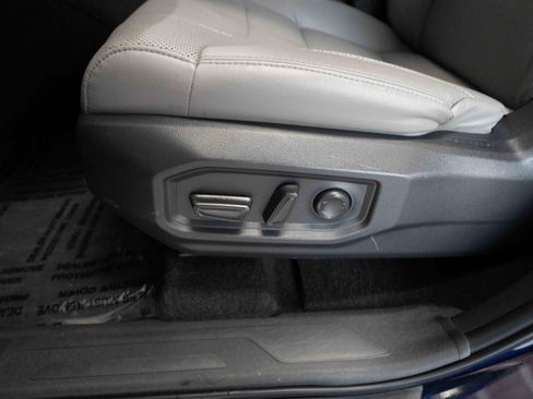 Used 2023 Toyota Tundra SR5 w/ SR5 Premium Package image 12