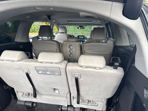 Used 2021 Honda Odyssey EX-L image 14