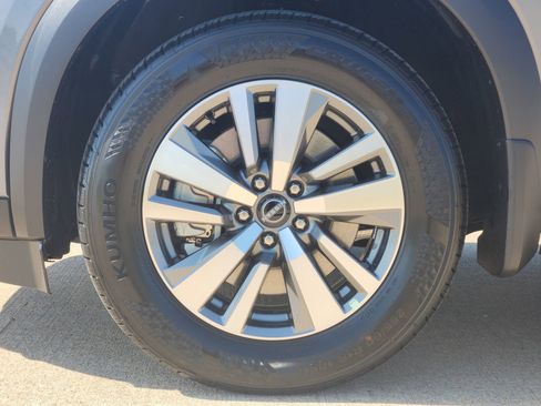 New 2026 Nissan Pathfinder SL image 11