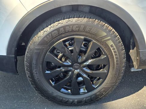 Used 2014 Ford Explorer FWD image 10