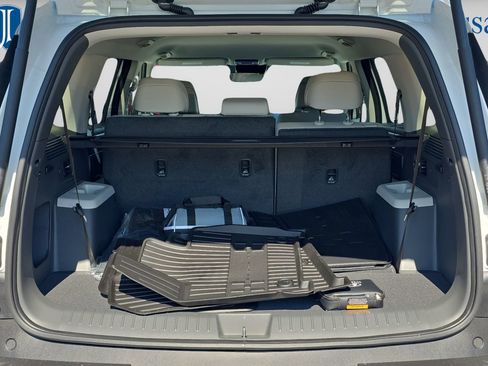 New 2026 Hyundai Santa Fe SEL FWD image 8