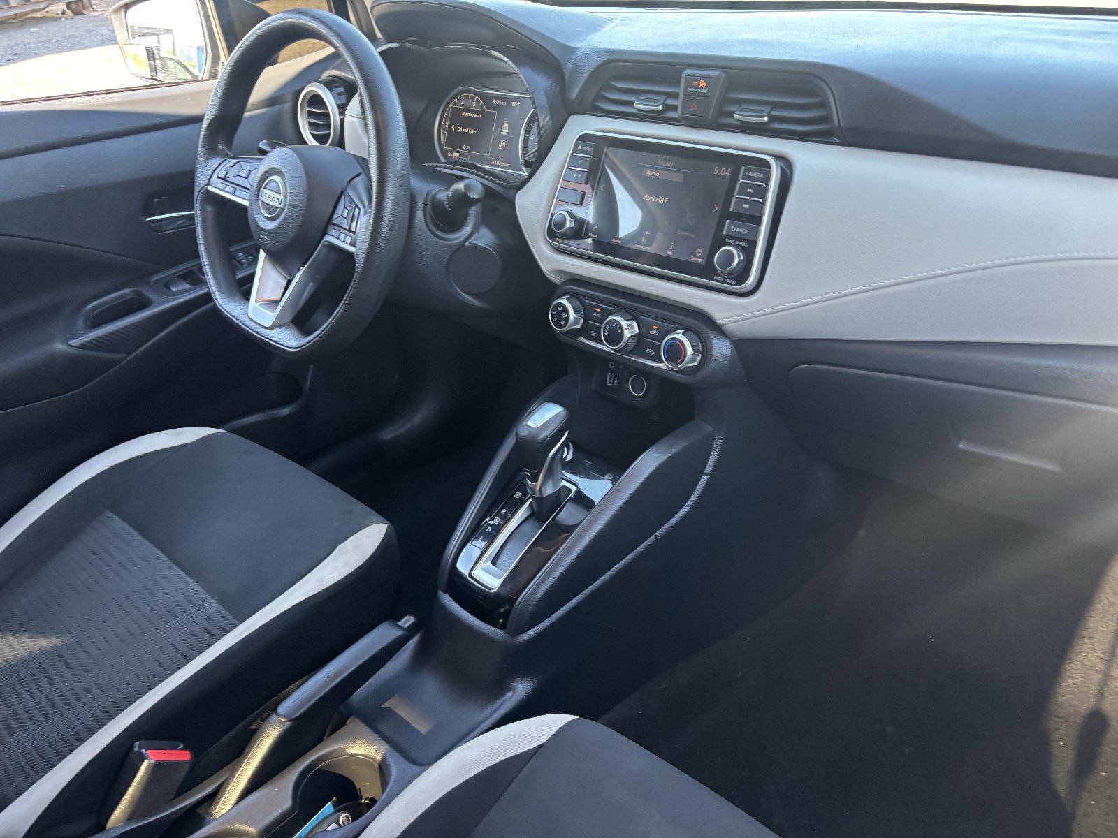 Used 2021 Nissan Versa SV FWD image 12