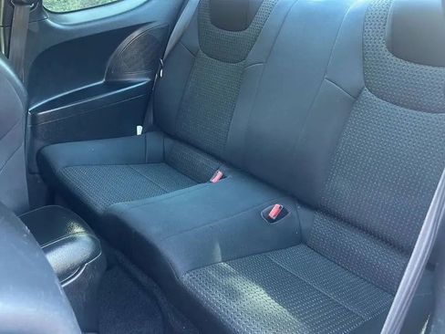 Used 2011 Hyundai Genesis 2.0T image 6