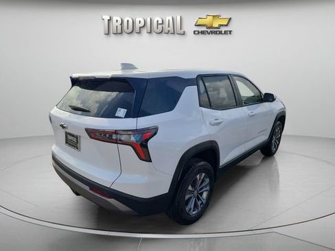 New 2027 Chevrolet Equinox LT FWD image 5