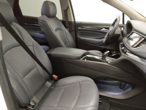 Used 2018 Buick Enclave Premium w/ LPO, Luxury Package FWD image 21