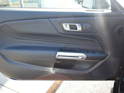 Used 2025 Ford Mustang GT Premium w/ GT Performance Package RWD image 18