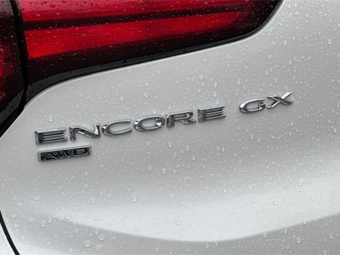 Used 2022 Buick Encore GX Preferred w/ Sport Touring Package image 49