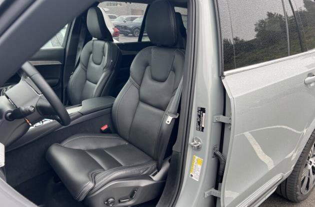 Used 2024 Volvo XC90 T8 Ultimate w/ Protection Package AWD/4WD image 2