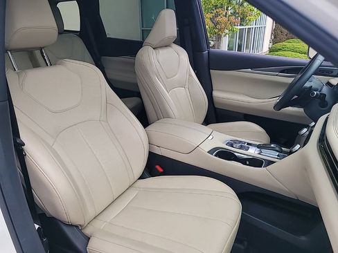 Certified 2023 INFINITI QX60 Luxe w/ Vision Package AWD/4WD image 37