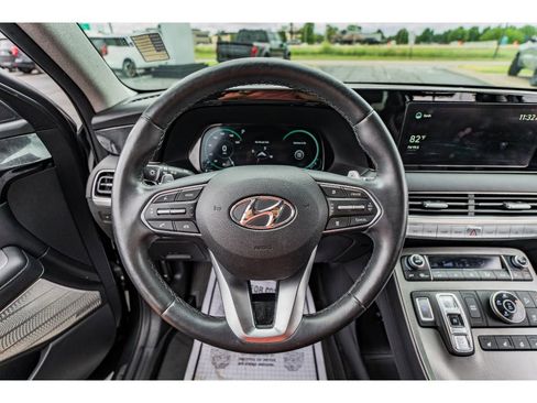 Used 2021 Hyundai Palisade Limited image 11