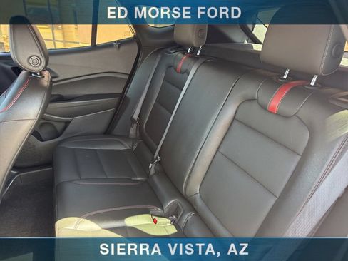 Used 2024 Chevrolet Trax RS FWD image 33