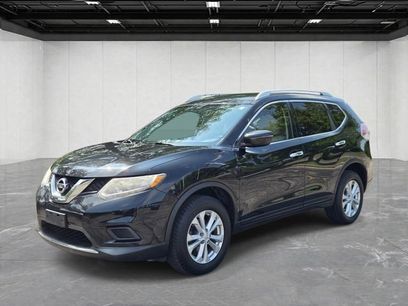 Used 2016 Nissan Rogue SV