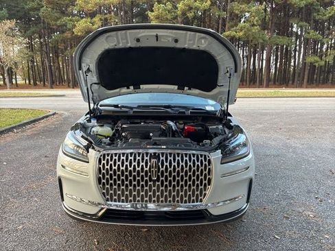 New 2026 Lincoln Corsair Premiere image 20