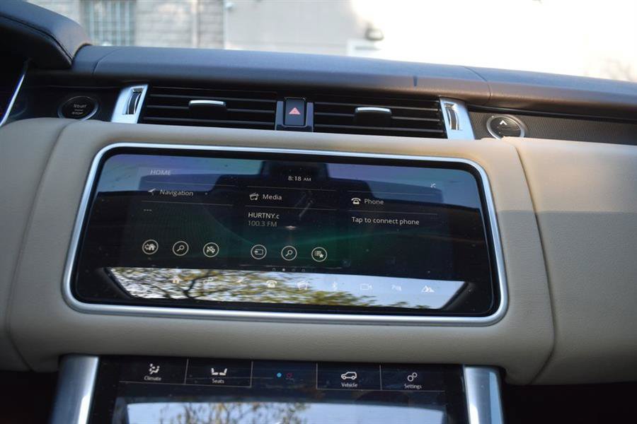 Used 2019 Land Rover Range Rover Sport HSE AWD/4WD image 17