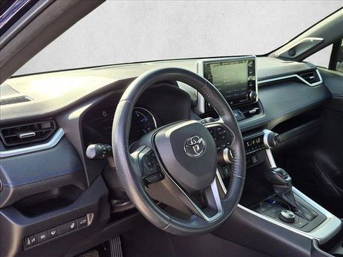 Used 2021 Toyota RAV4 XSE w/ XSE Grade Weather Package AWD/4WD image 7