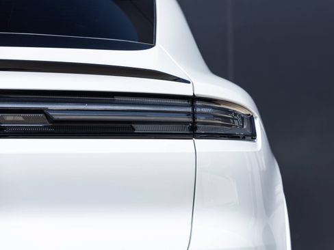 Certified 2026 Porsche Cayenne S AWD/4WD image 14