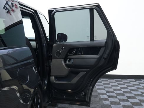 Used 2022 Land Rover Range Rover P525 Westminster Edition image 28