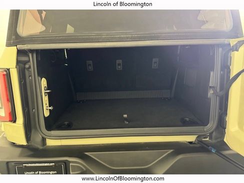 Used 2025 Ford Bronco Outer Banks AWD/4WD image 12