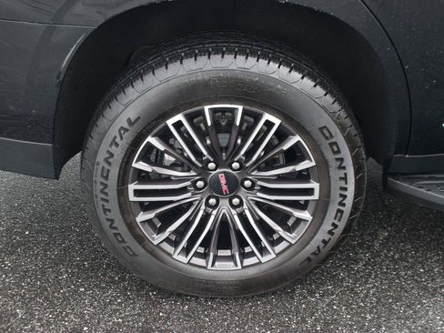 Used 2026 GMC Yukon Elevation AWD/4WD image 43