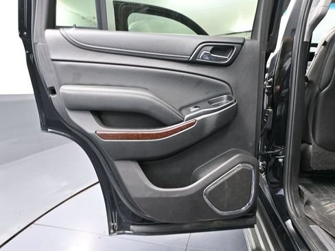 Used 2016 GMC Yukon SLT w/ Premium Edition AWD/4WD image 44
