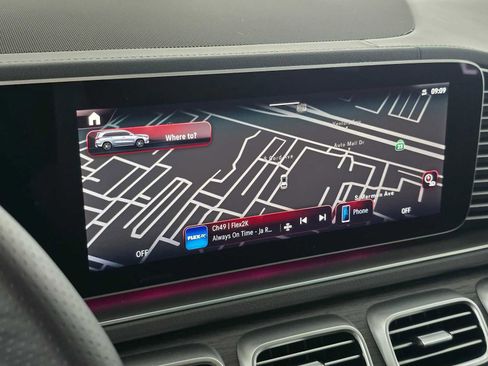 New 2026 Mercedes-Benz GLS 580 4MATIC image 25