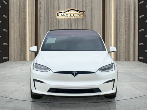 Used 2023 Tesla Model X AWD/4WD image 5