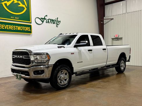 Used 2022 RAM 2500 Tradesman AWD/4WD image 3
