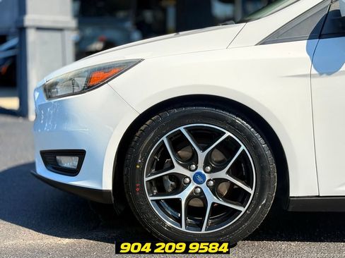 Used 2018 Ford Focus SEL FWD image 14