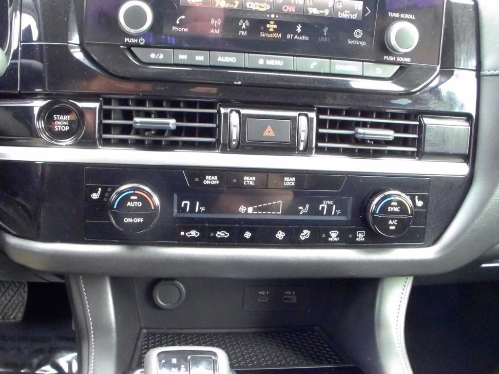Used 2025 Nissan Pathfinder SV AWD/4WD image 5