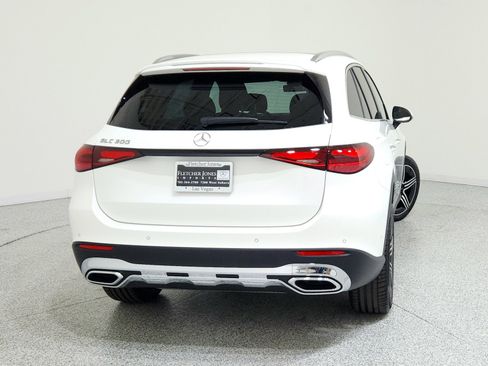 New 2026 Mercedes-Benz GLC 300 image 5