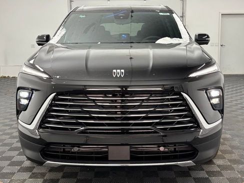 New 2026 Buick Enclave Preferred w/ Power Package image 17