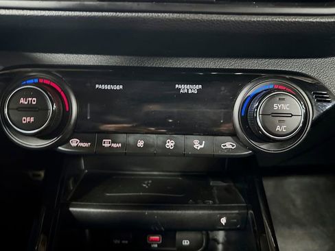 Used 2023 Kia Forte GT-Line w/ GT-Line Premium Package image 23