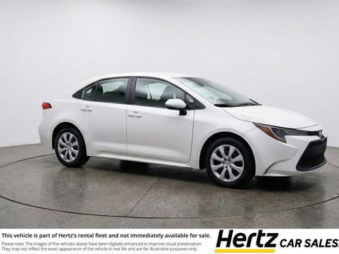 Used 2025 Toyota Corolla LE FWD image 1