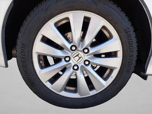 Used 2011 Honda Accord EX-L image 6