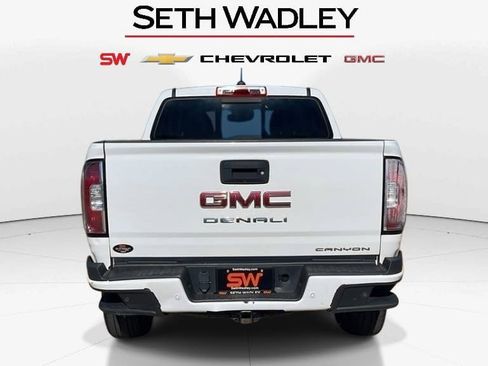 Used 2021 GMC Canyon Denali image 6