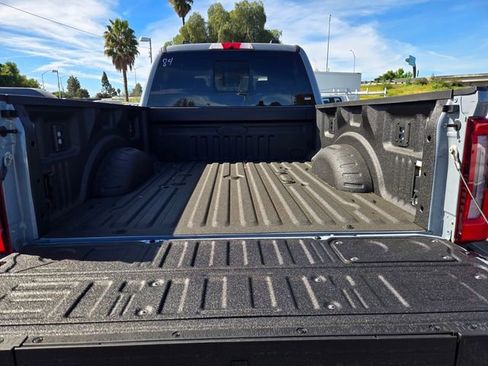 New 2026 Ford F350 Platinum w/ Tremor Off-Road Package AWD/4WD image 17