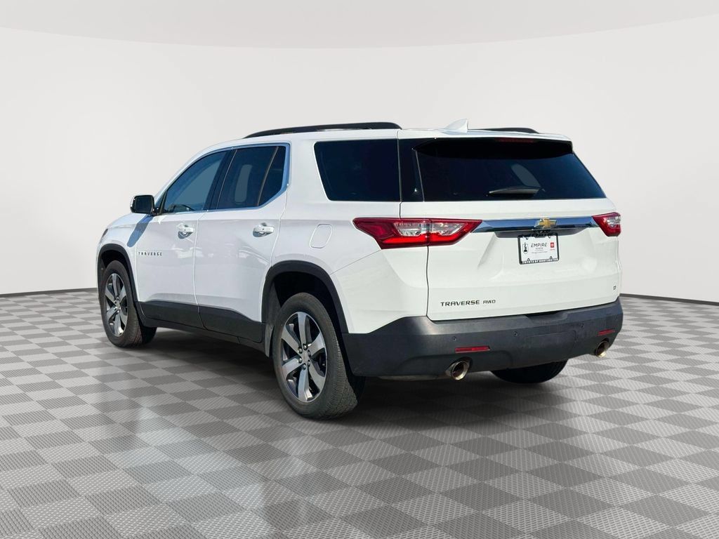 Used 2020 Chevrolet Traverse LT w/ LT Premium Package AWD/4WD image 5