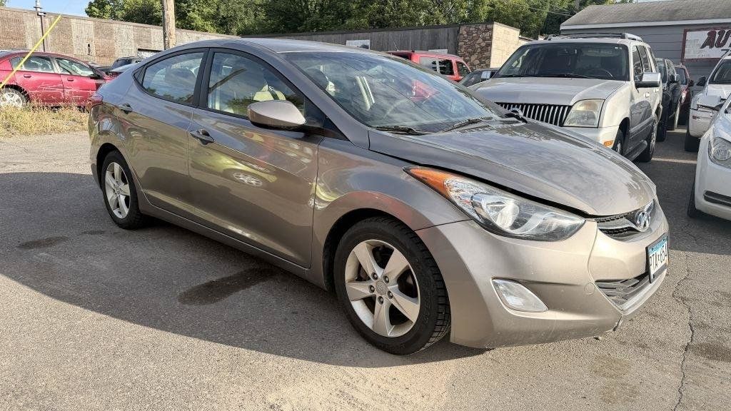 Used 2012 Hyundai Elantra GLS w/ Preferred Pkg 3 FWD image 1