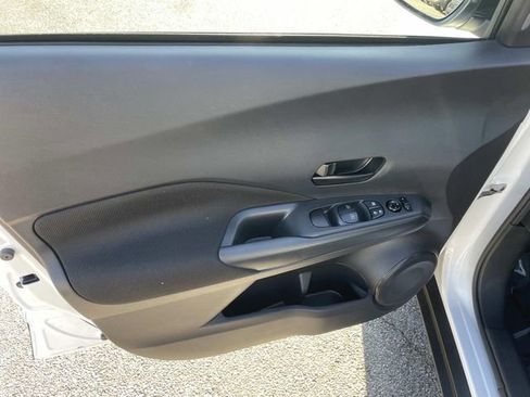 Certified 2025 Nissan Kicks Play S image 14