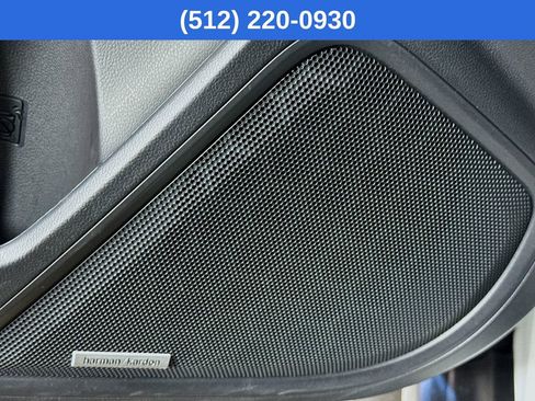 Certified 2025 Subaru Outback Limited image 23