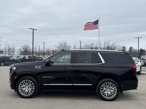 Used 2023 GMC Yukon Denali w/ LPO, Floor Liner Package image 8