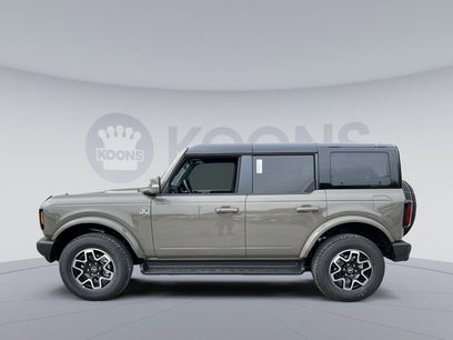 New 2025 Ford Bronco Outer Banks