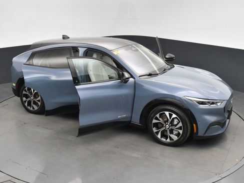 Used 2023 Ford Mustang Mach-E Premium image 35