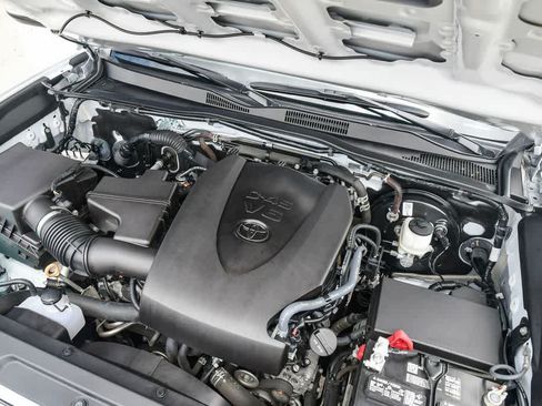 Used 2023 Toyota Tacoma TRD Sport RWD image 35