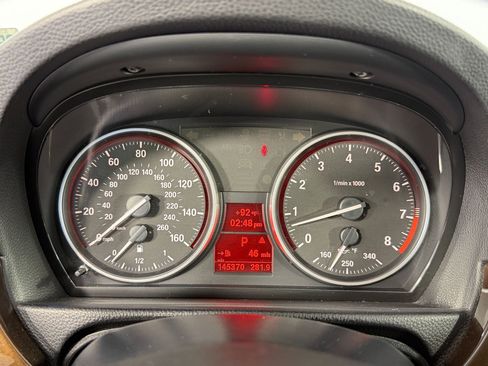 Used 2011 BMW 335i Sedan RWD image 19